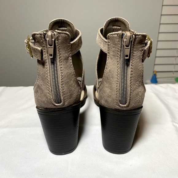 Fergalicious by Fergie Taupe Suede Marquette Open Toe Block Heeled Sandals-Sz 10 - Picture 7 of 10